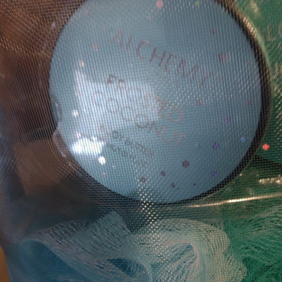 BRAND NEW!!! ALCHEMY LIVING EXFOLIATE & HYDRATE COLLECTION. - Picture 9 of 11
